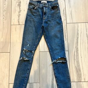 Abercrombie and Fitch super skinny ankle high-rise size 26/2